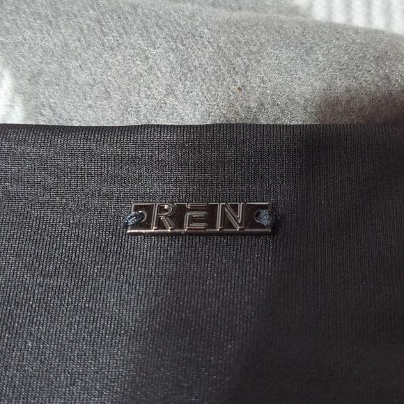 REN Active Leggings With UV Protection High Rise Muscle Control - Picture 16 of 16